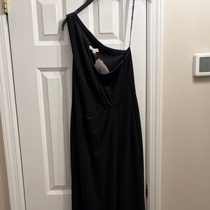 BRAND NEW Calvin Klein Gown